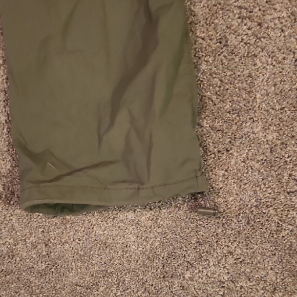No Boundaries Khaki Cargo Pants - Picture 5 of 6